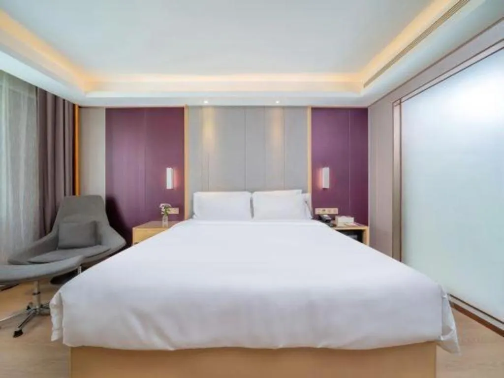Bed in Lavande Hotels Guangzhou Baiyun Avenue North Metro Station