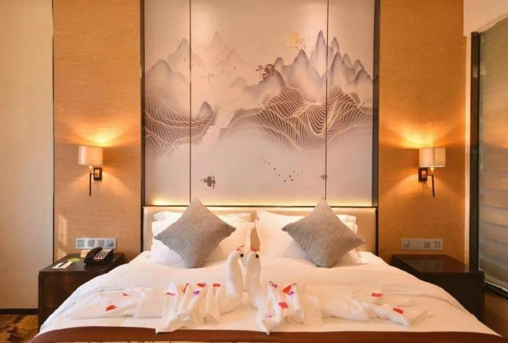 Bed in The Bmc Hotel