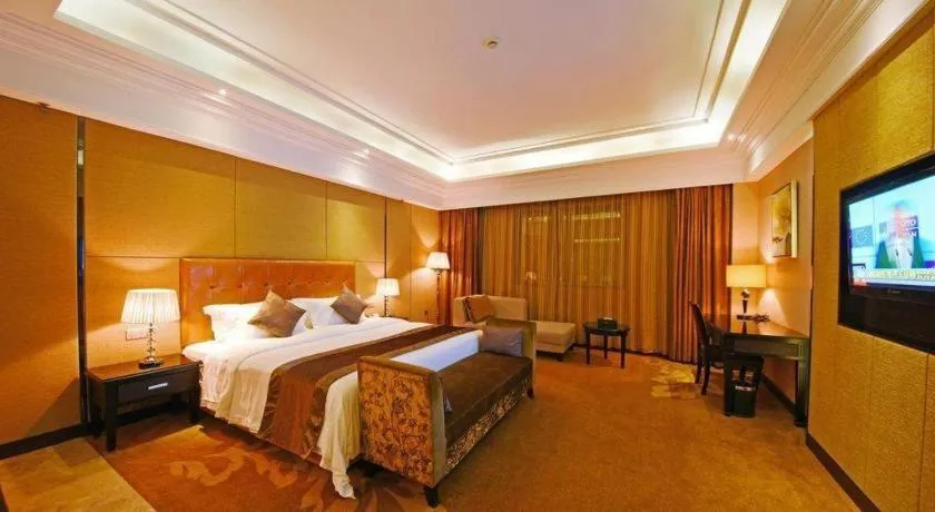 Bed in The Bmc Hotel