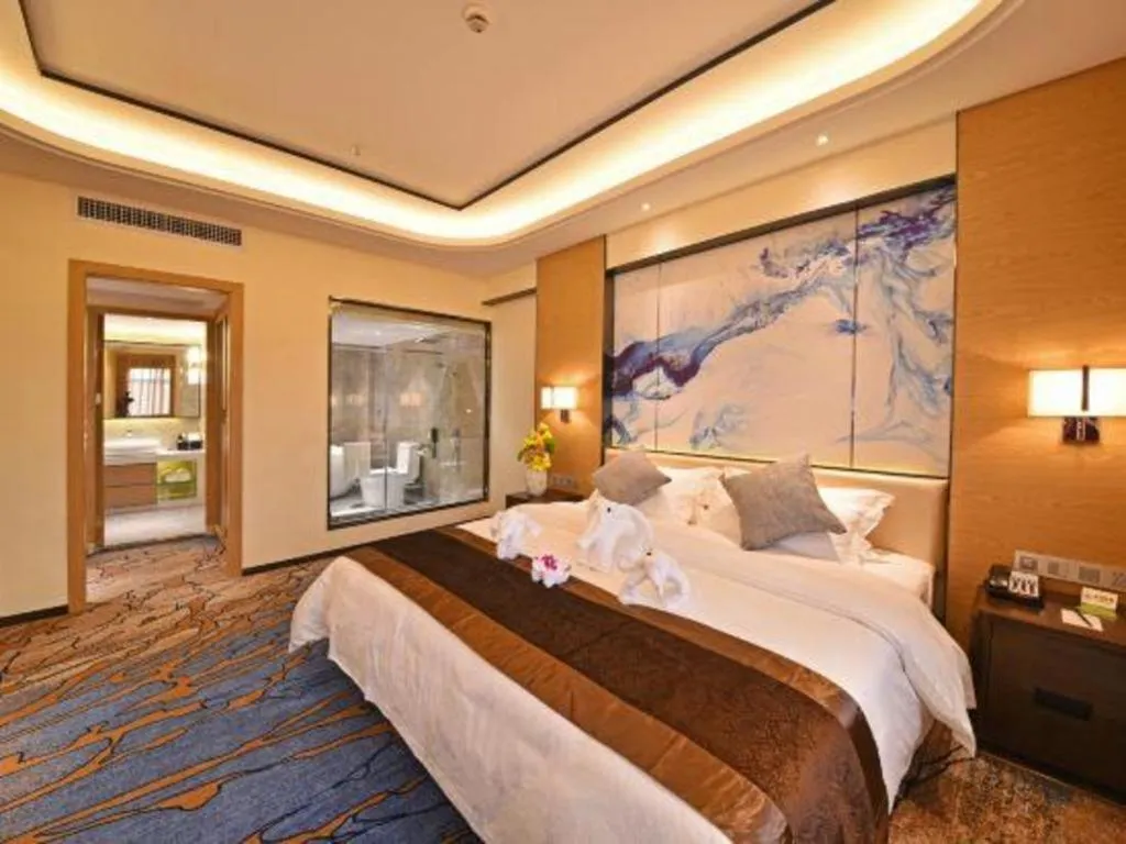 Bed in The Bmc Hotel