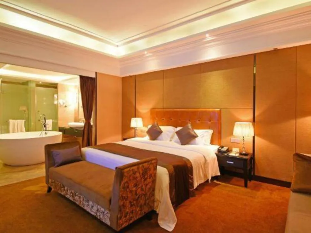 Bed in The Bmc Hotel