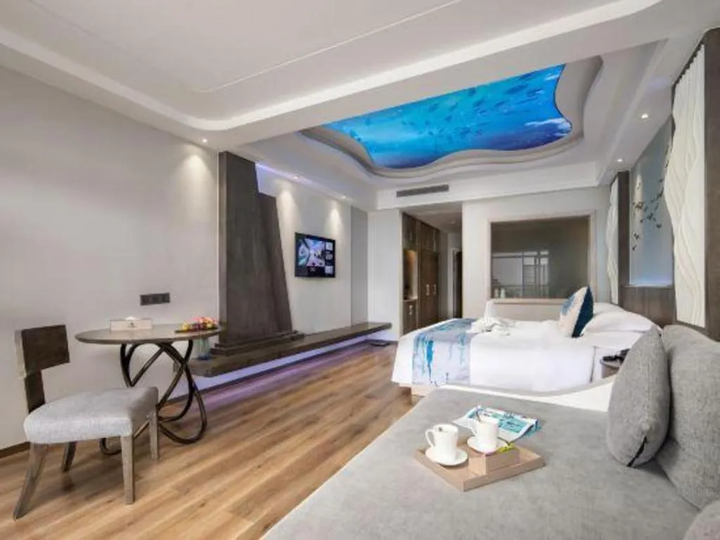 Bed in HuangMa holiday yacht view sea resort hotel