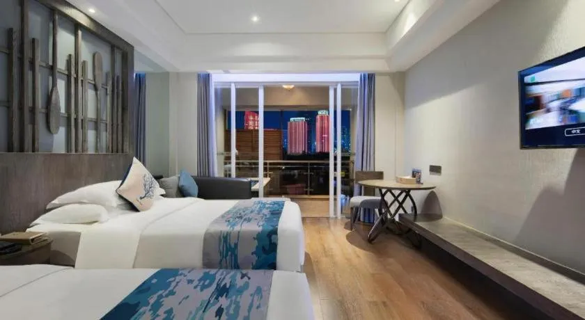 Bed in HuangMa holiday yacht view sea resort hotel