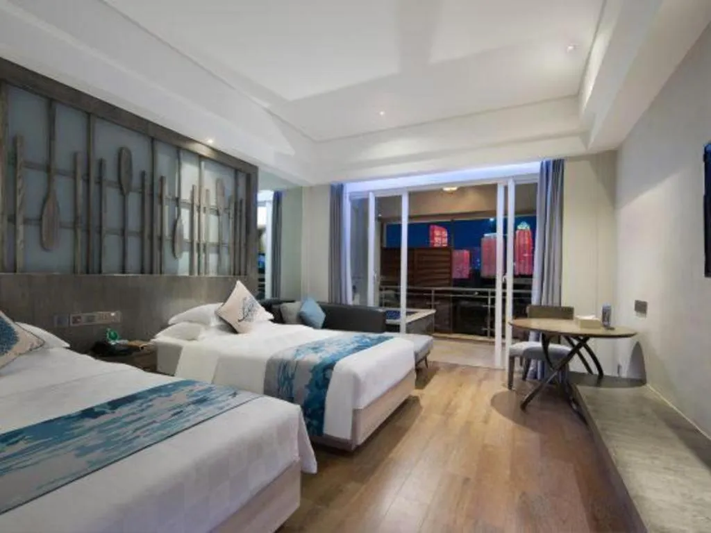 Bed in HuangMa holiday yacht view sea resort hotel