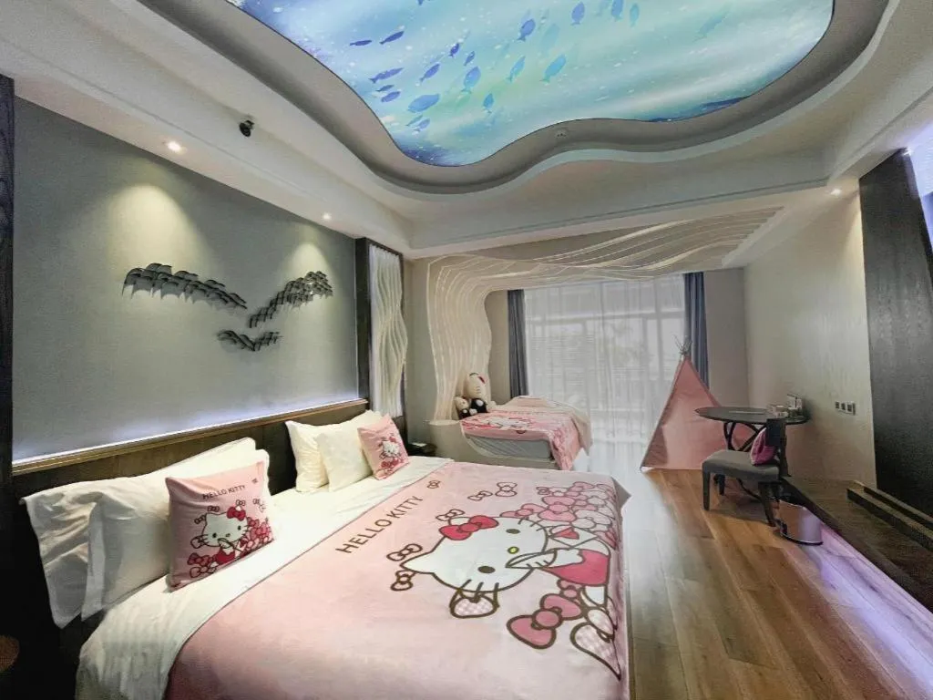 Bed in HuangMa holiday yacht view sea resort hotel