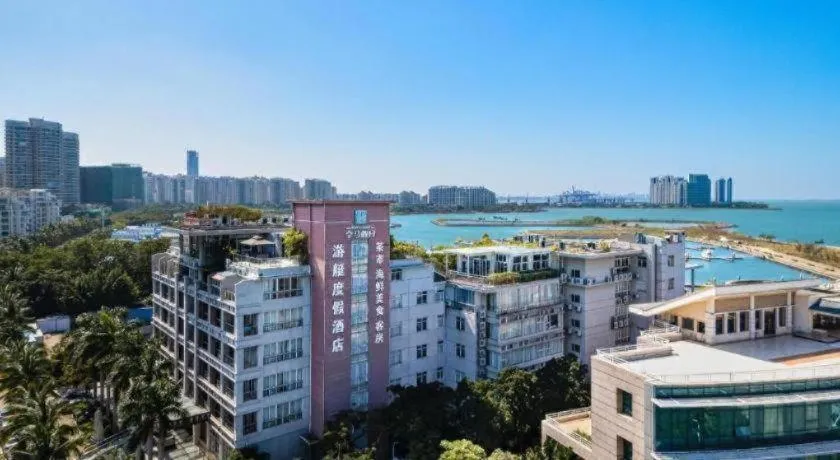 HuangMa holiday yacht view sea resort hotel