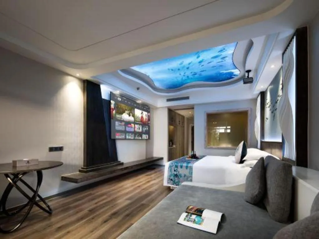 Bed in HuangMa holiday yacht view sea resort hotel