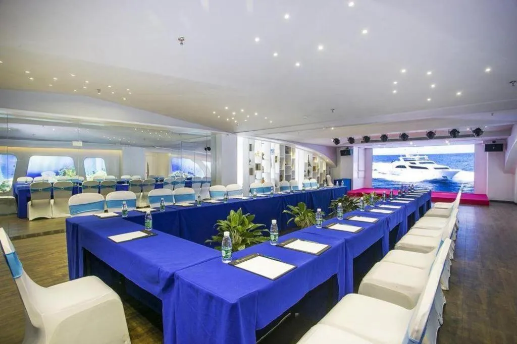 HuangMa holiday yacht view sea resort hotel