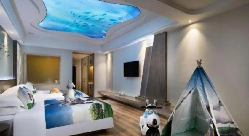 Bed in HuangMa holiday yacht view sea resort hotel