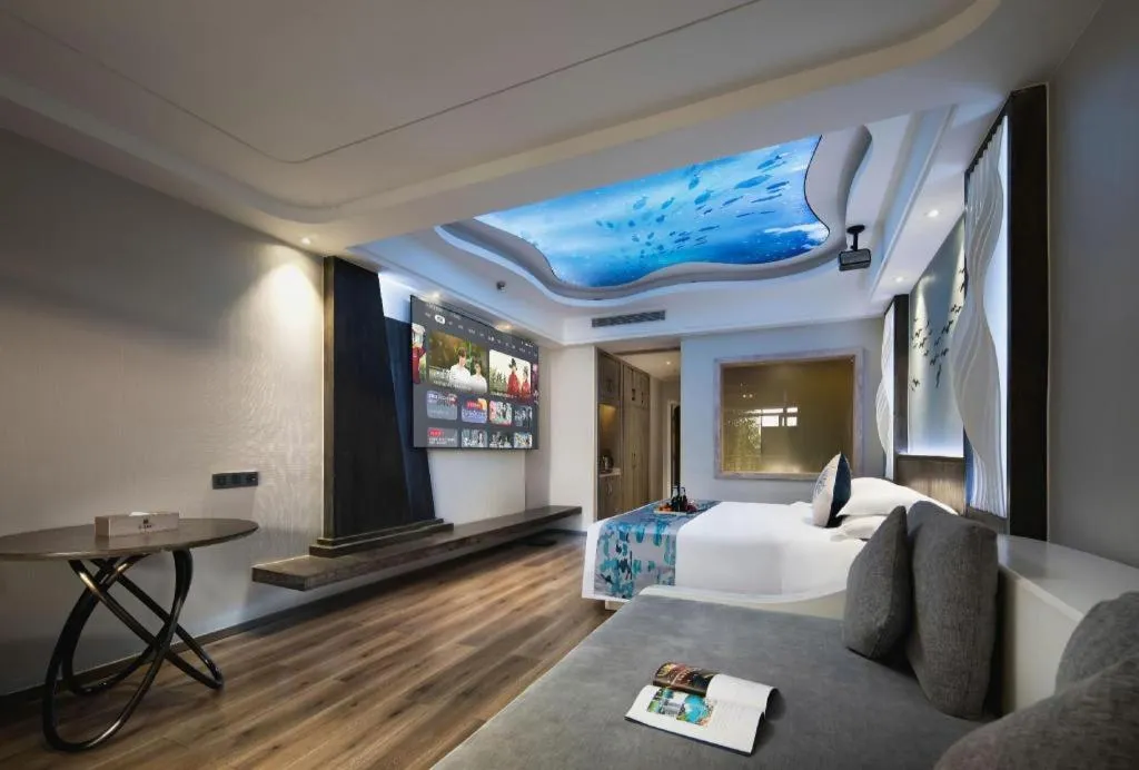 HuangMa holiday yacht view sea resort hotel