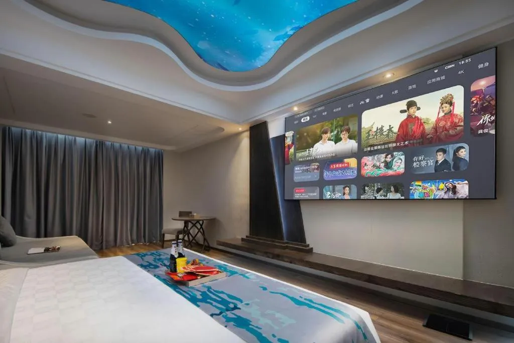 Bed in HuangMa holiday yacht view sea resort hotel