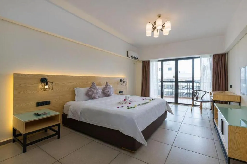 Bed in Yuhai International Resort Hotel