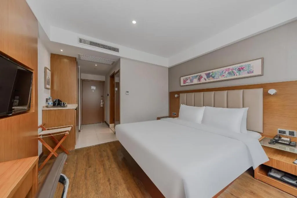 Bed in Yitel Hotel Shanghai Hongqiao Linkong Industrial Park Songhong Road Metro Station