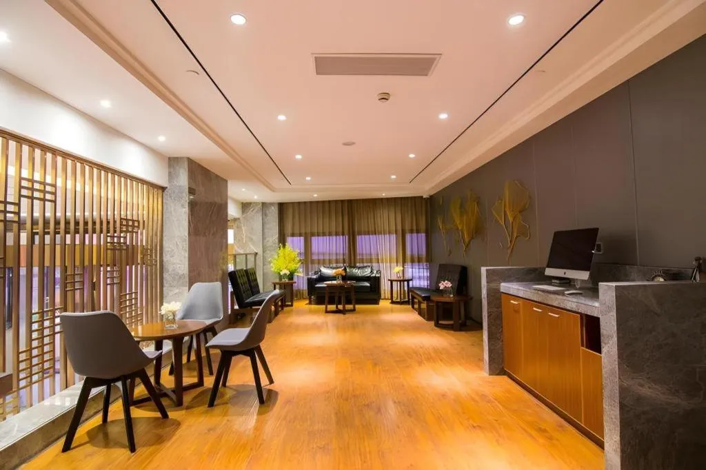 Yitel Hotel Shanghai Hongqiao Linkong Industrial Park Songhong Road Metro Station