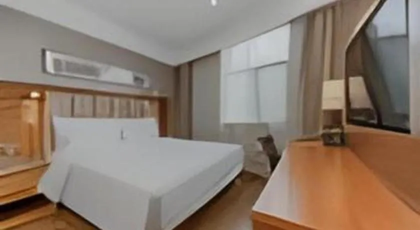 Bed in Yitel Hotel Shanghai Hongqiao Linkong Industrial Park Songhong Road Metro Station