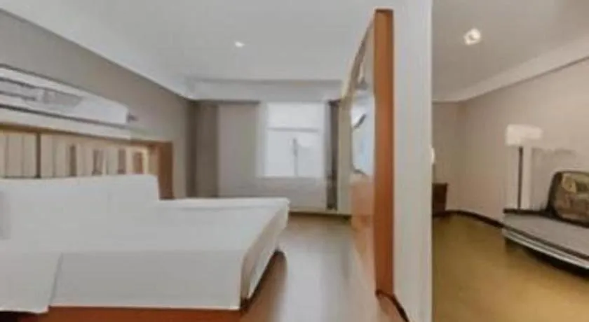 Bed in Yitel Hotel Shanghai Hongqiao Linkong Industrial Park Songhong Road Metro Station