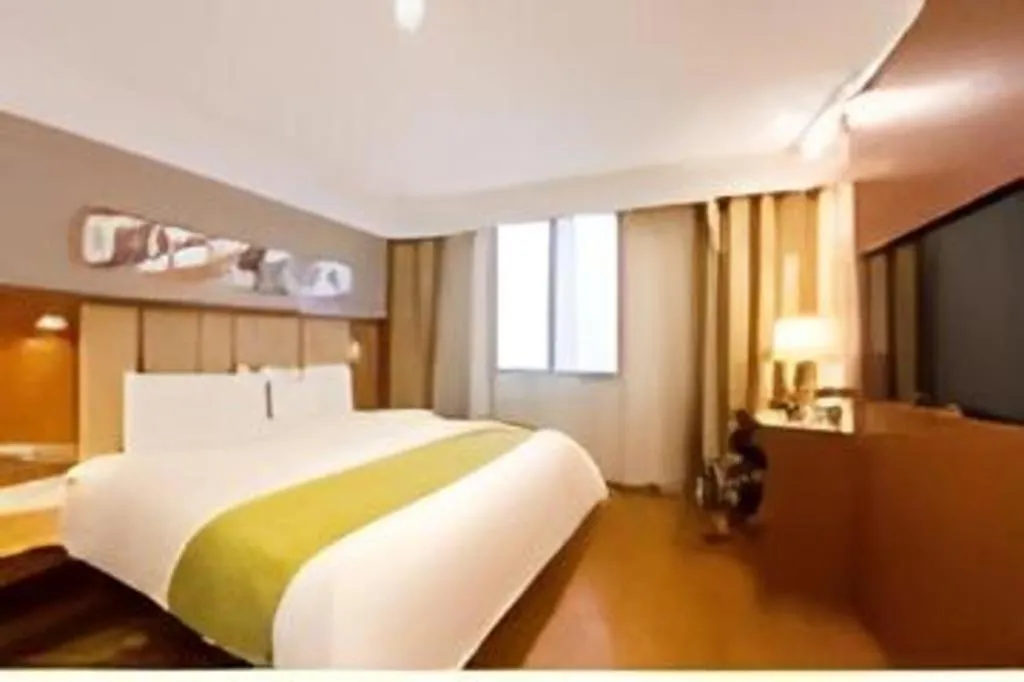 Bed in Yitel Hotel Shanghai Hongqiao Linkong Industrial Park Songhong Road Metro Station