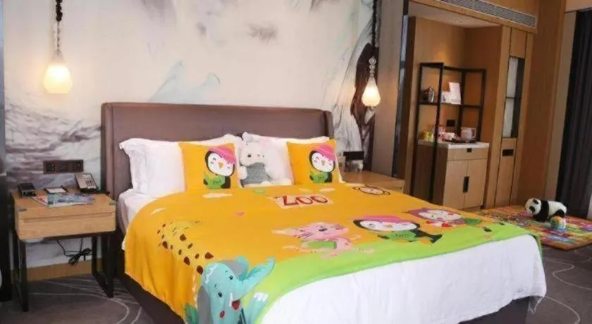 Bed in ZHONG DING HOTEL