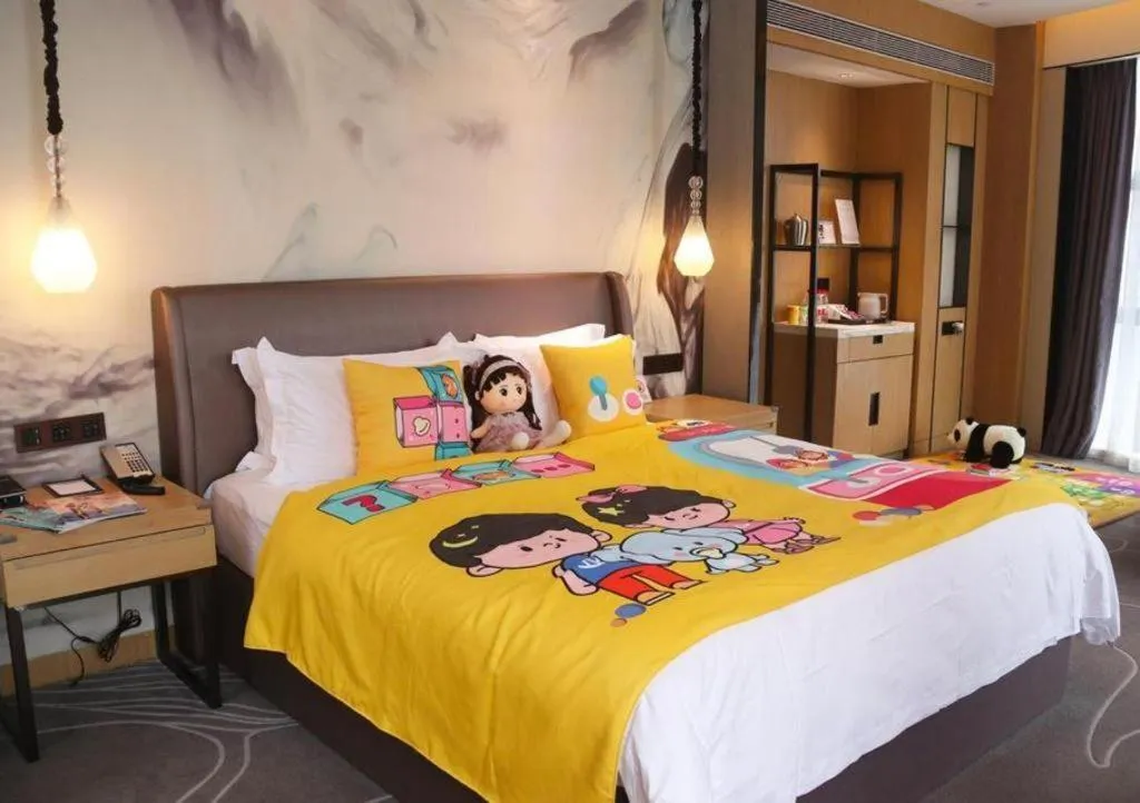 Bed in ZHONG DING HOTEL