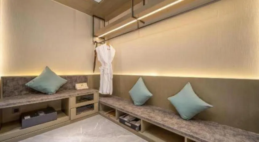 Bed in ZHONG DING HOTEL