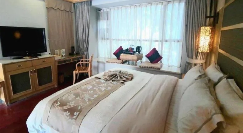 Bed in Shaoguan Palace International Resorts