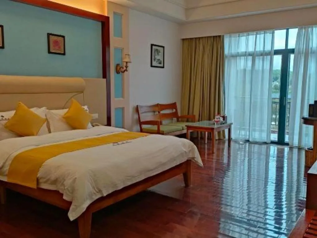 Bed in Shaoguan Palace International Resorts