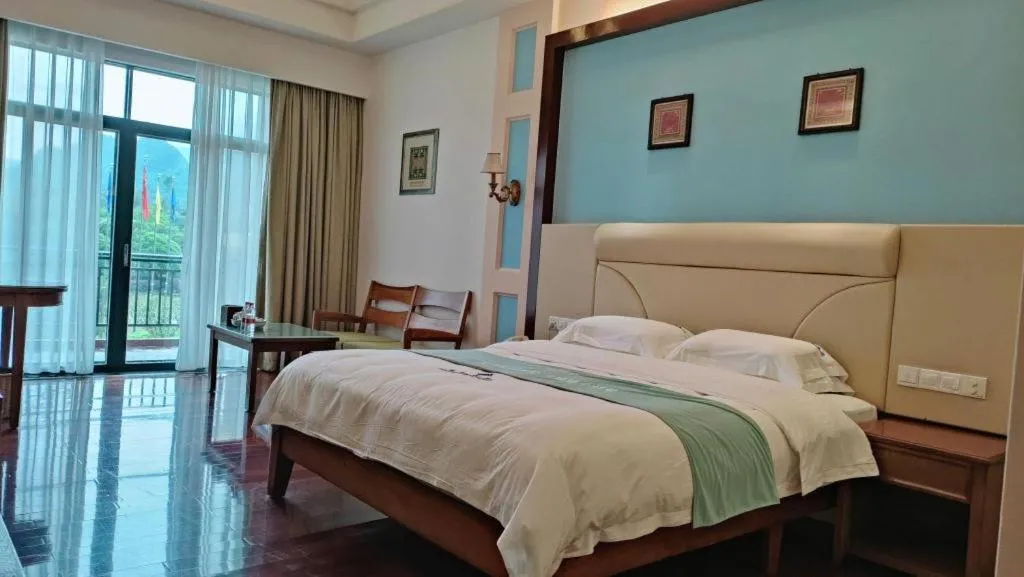 Bed in Shaoguan Palace International Resorts