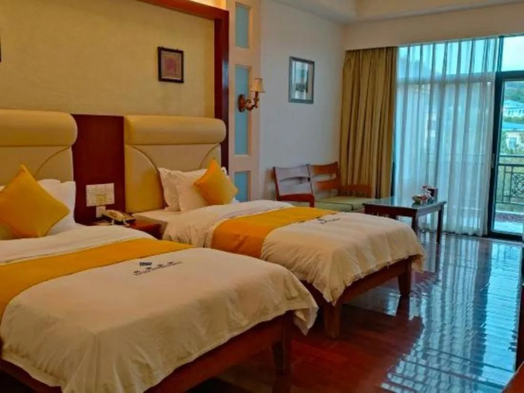Bed in Shaoguan Palace International Resorts