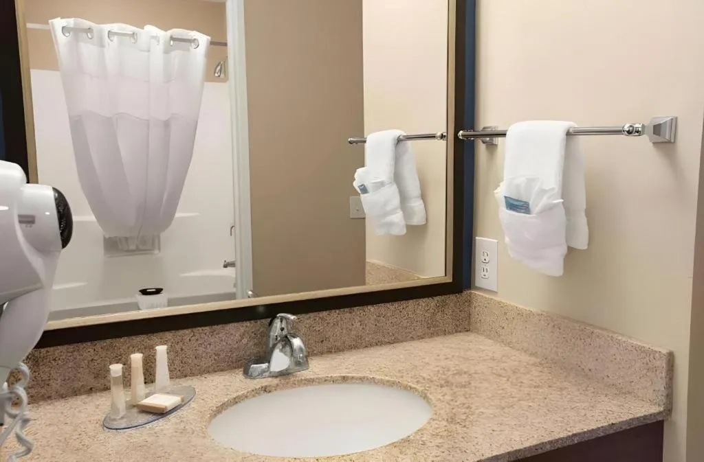 Days Inn by Wyndham Hemet