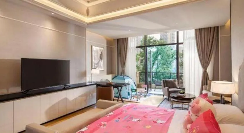 Bed in Donghai Xianhucheng Huanglong Hotel