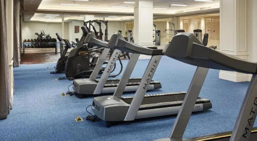 Donghai Xianhucheng Huanglong Hotel