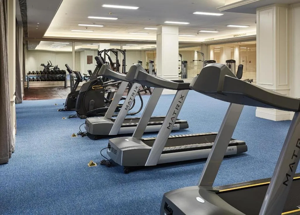 Donghai Xianhucheng Huanglong Hotel