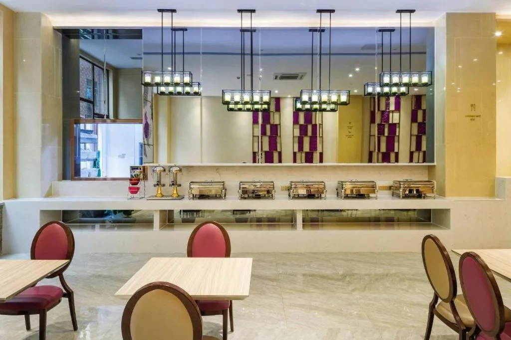 Lavande Hotels·Guangzhou Jiahe Wanggang Metro Station