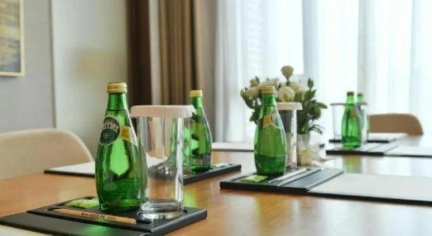 Ramada Encore by Wyndham Wuhan Caidian