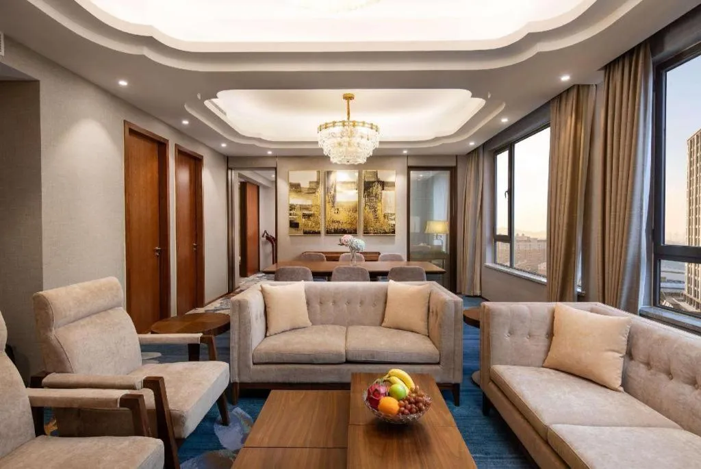 Ramada Encore by Wyndham Wuhan Caidian