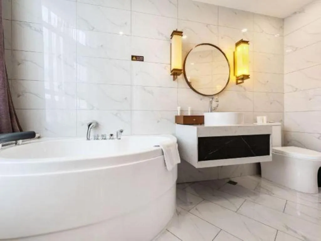 Metropolo Hotel YunNan Shangri-la Karma Dan Songzanlin Temple