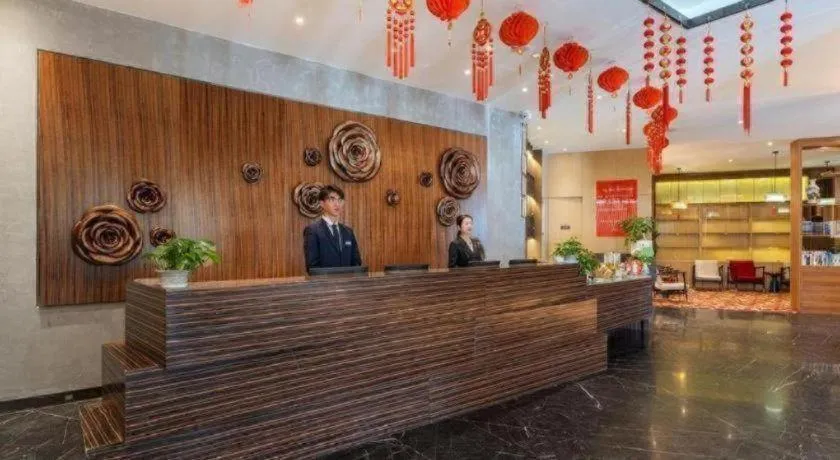 Metropolo Hotel YunNan Shangri-la Karma Dan Songzanlin Temple