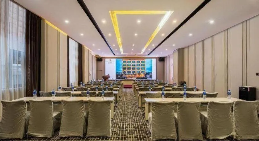 Metropolo Hotel YunNan Shangri-la Karma Dan Songzanlin Temple