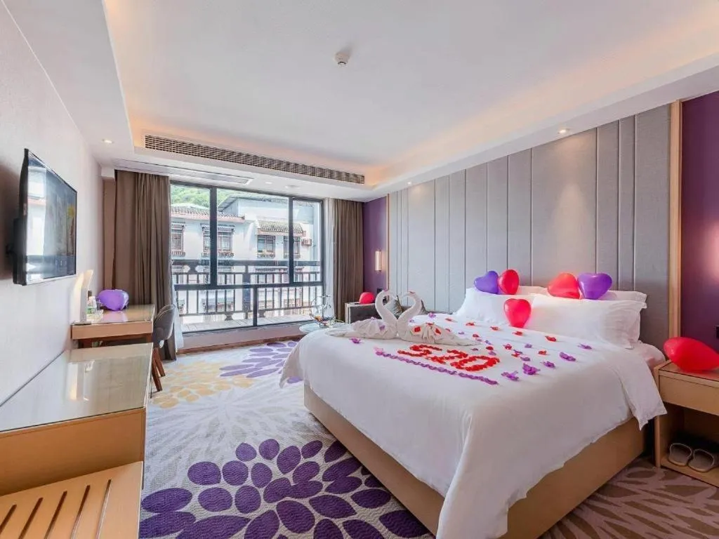 Bed in Lavande Hotel·Guilin Yangshuo Xi Street