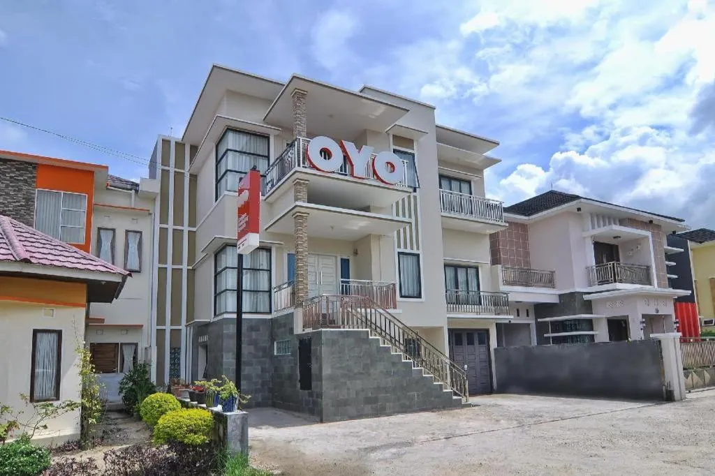 OYO 838 Sanjaya Homestay Syariah