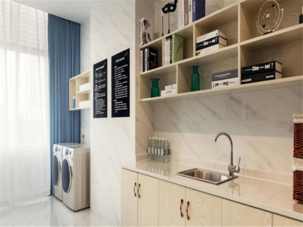 Xana Hotelle Lhasa Potala Palace Beijing Middle Road