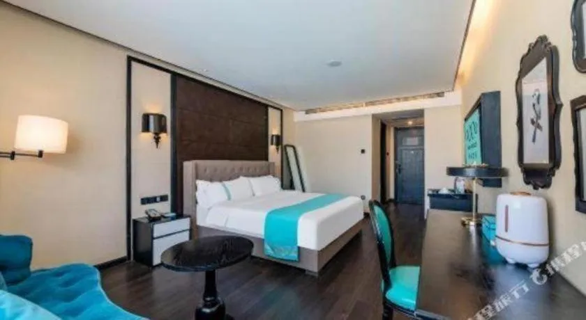 Bed in Xana Hotelle Lhasa Potala Palace Beijing Middle Road