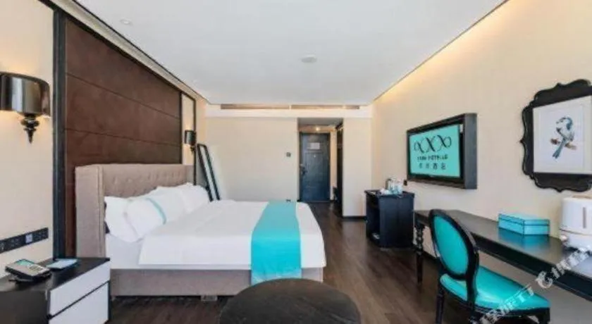 Bed in Xana Hotelle Lhasa Potala Palace Beijing Middle Road