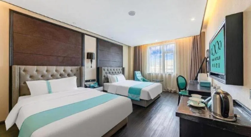Bed in Xana Hotelle Lhasa Potala Palace Beijing Middle Road