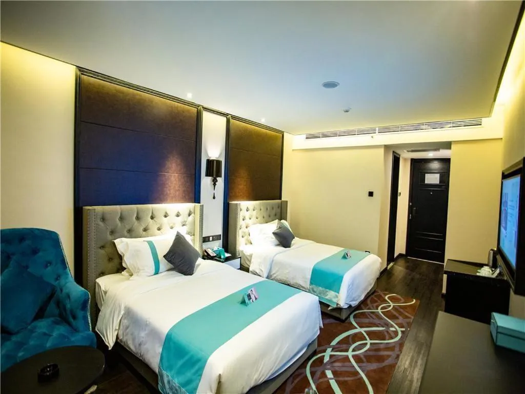 Bed in Xana Hotelle Lhasa Potala Palace Beijing Middle Road