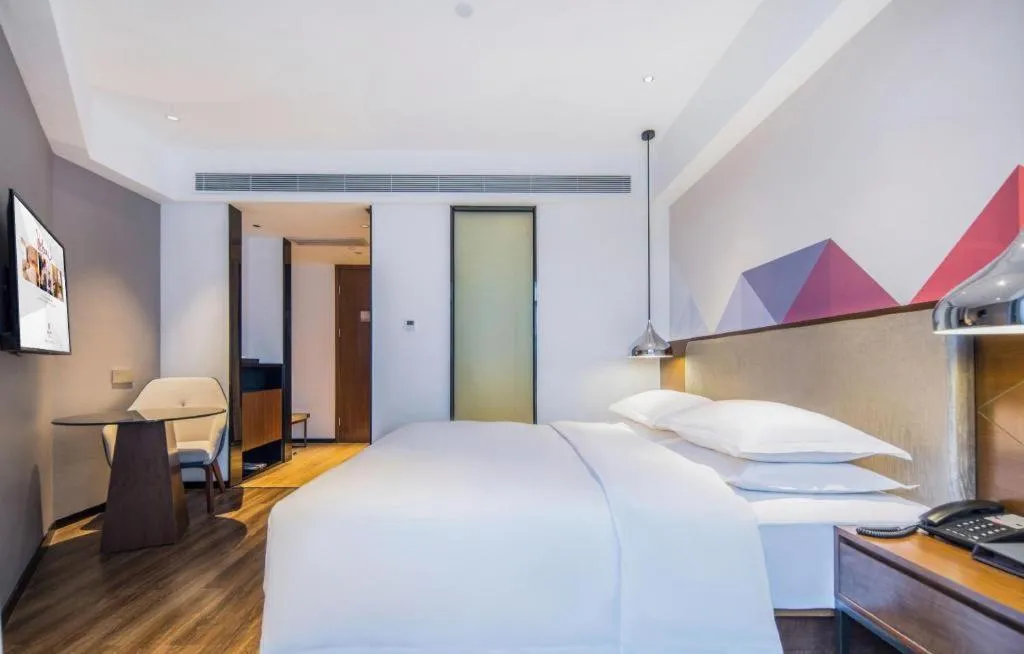 Bed in Borrman Hotel Nanning Railway Station