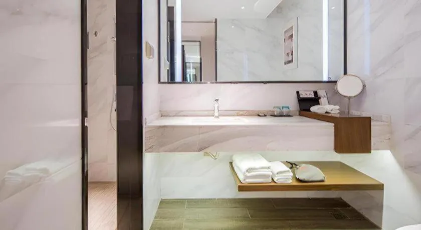 Bed in Borrman Hotel Nanning Railway Station