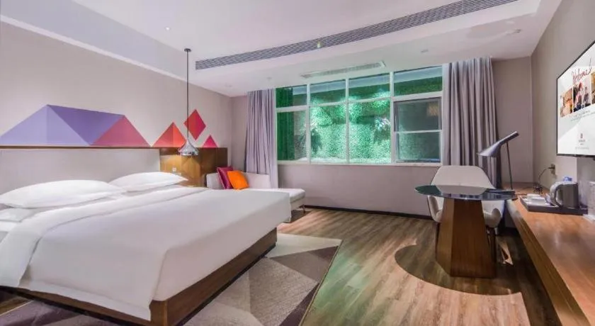 Bed in Borrman Hotel Nanning Railway Station