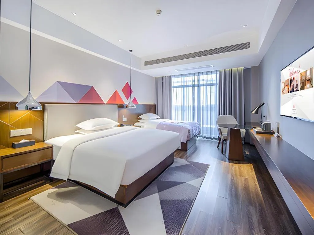 Bed in Borrman Hotel Nanning Railway Station