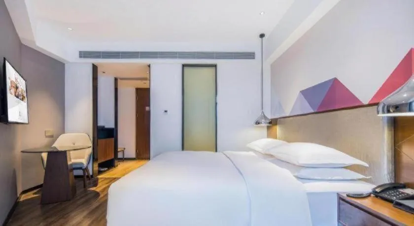 Bed in Borrman Hotel Nanning Railway Station